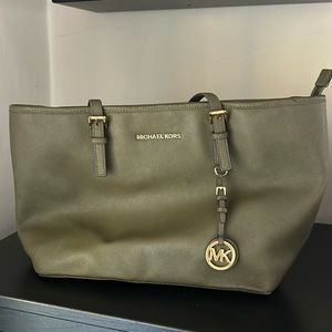 Michael Kors purse